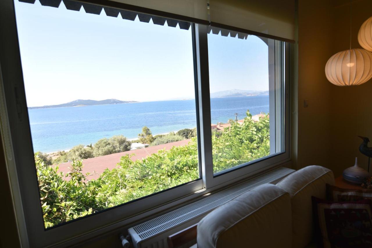 Blue Bay View - Beach House Vathirrevma エクステリア 写真